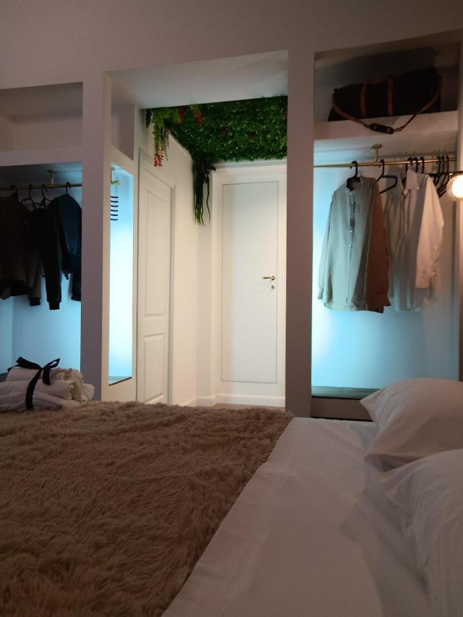 Appartamento La Maison Di Luche' Napoli Esterno foto